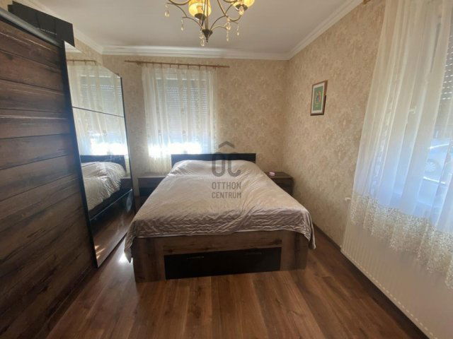 Eladó családi ház, Abonyban 53 M Ft, 2 szobás