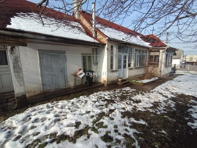 Eladó családi ház, Bodajkon 39.5 M Ft, 2 szobás