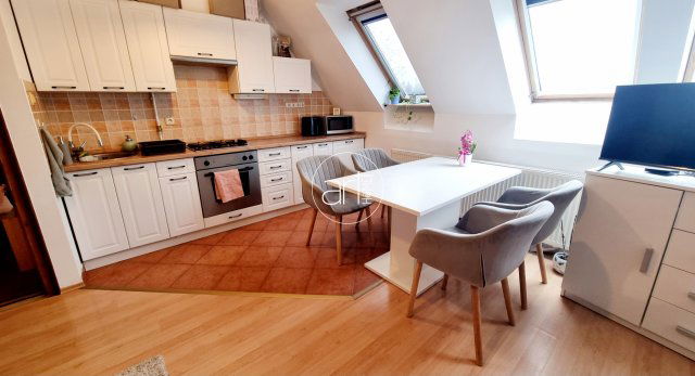 Eladó téglalakás, Szegeden 53.9 M Ft, 2 szobás