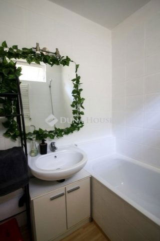 Eladó családi ház, Kerepesen 79.5 M Ft, 4 szobás