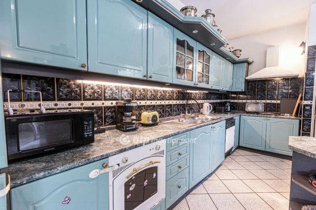 Eladó családi ház, Budapesten, XV. kerületben 160 M Ft