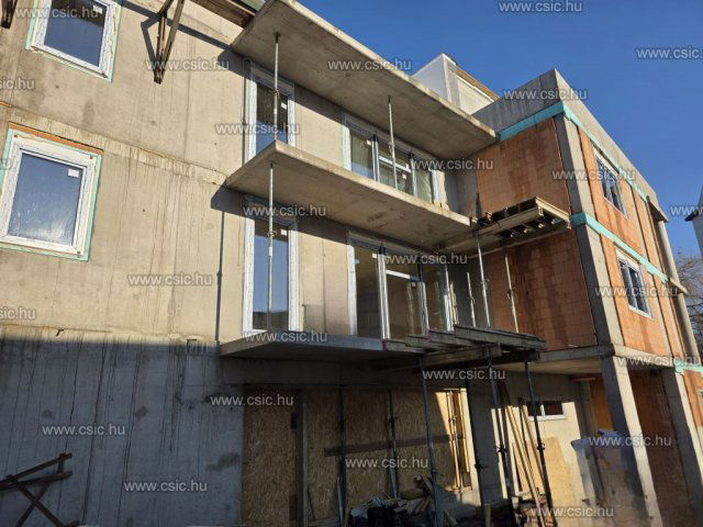 Eladó téglalakás, Budapesten, XVIII. kerületben 86.9 M Ft