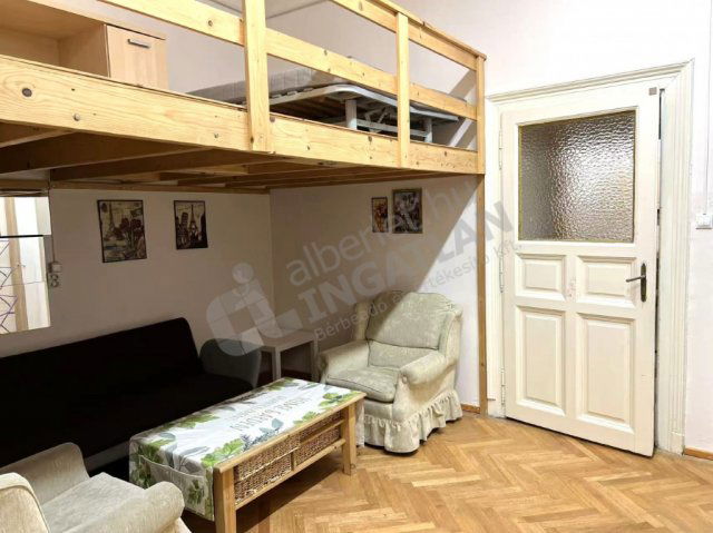 Kiadó téglalakás, albérlet, VII. kerületben, Almássy utcában