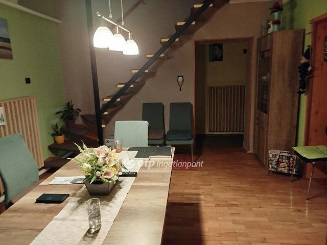 Eladó családi ház, Szigetváron 48.6 M Ft, 4 szobás