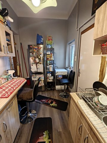 Eladó családi ház, Cegléden 36.9 M Ft, 2 szobás