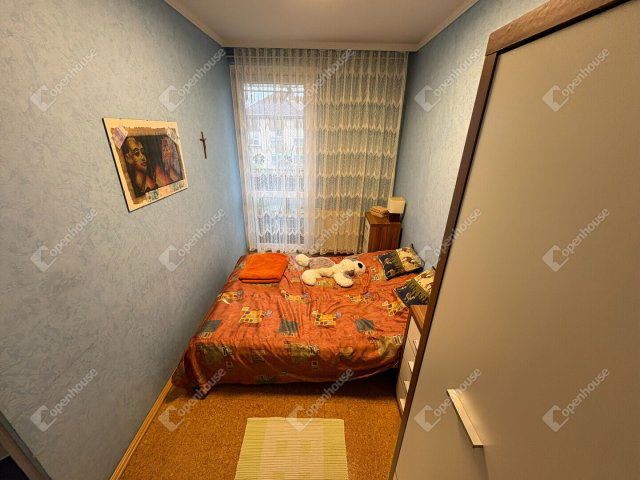 Eladó panellakás, Debrecenben 69.5 M Ft, 3 szobás