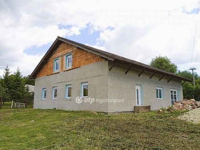 Eladó családi ház, Csehbányán 91 M Ft, 4 szobás
