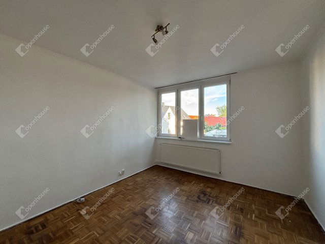 Kiadó téglalakás, albérlet, Győrött 180 E Ft / hó, 2 szobás