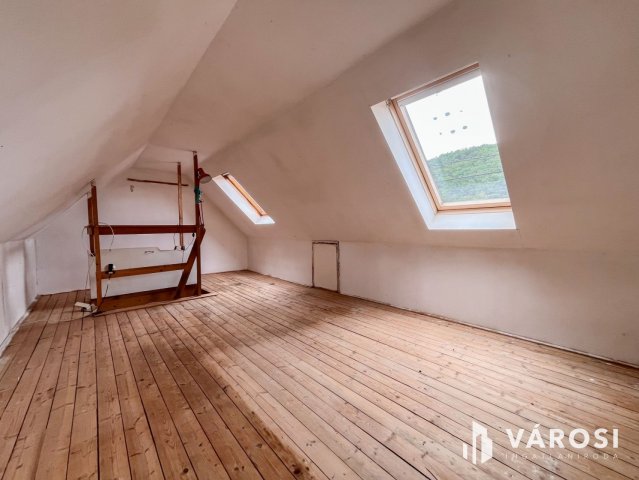 Eladó családi ház, Visegrádon 29.5 M Ft, 2 szobás