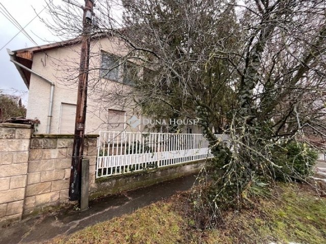 Eladó családi ház, Budapesten, XXI. kerületben 188.5 M Ft