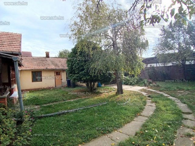 Eladó családi ház, Budapesten, XVI. kerületben 74.9 M Ft