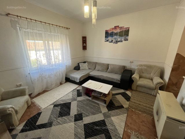 Eladó családi ház, Kaposváron 31.9 M Ft, 3 szobás