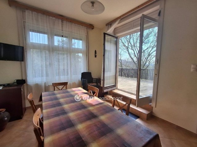 Eladó családi ház, Budapesten, II. kerületben 335 M Ft