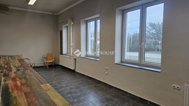 Eladó ipari ingatlan, Balmazújvárosban, Arany János utcában