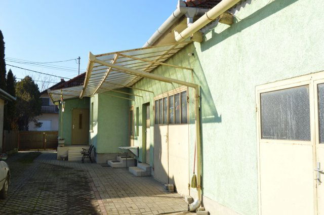 Eladó családi ház, Üllőn 72 M Ft, 3 szobás