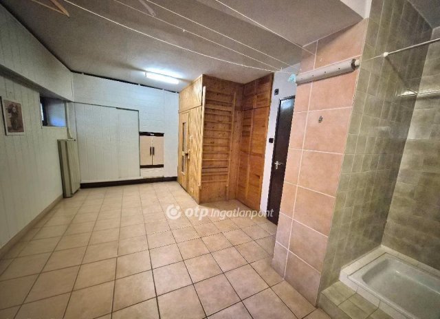 Eladó családi ház, Alsónémediben 125 M Ft, 3 szobás