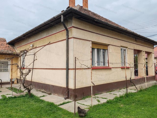Eladó családi ház, Kengyelen 14.9 M Ft, 3 szobás
