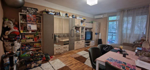 Eladó téglalakás, Budapesten, IX. kerületben, Napfény utcában