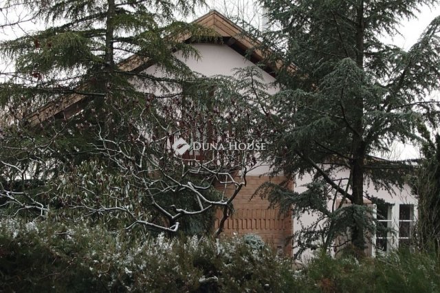 Eladó családi ház, Szentkirályon 59.9 M Ft, 3 szobás