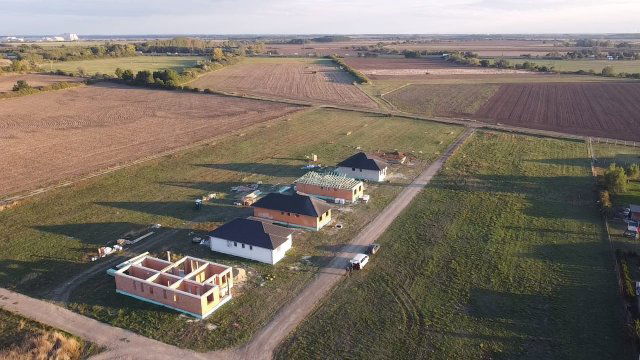 Eladó családi ház, Gyöngyöshalászon 59.99 M Ft, 4 szobás