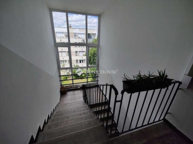 Eladó téglalakás, Budapesten, X. kerületben 69.9 M Ft, 2 szobás