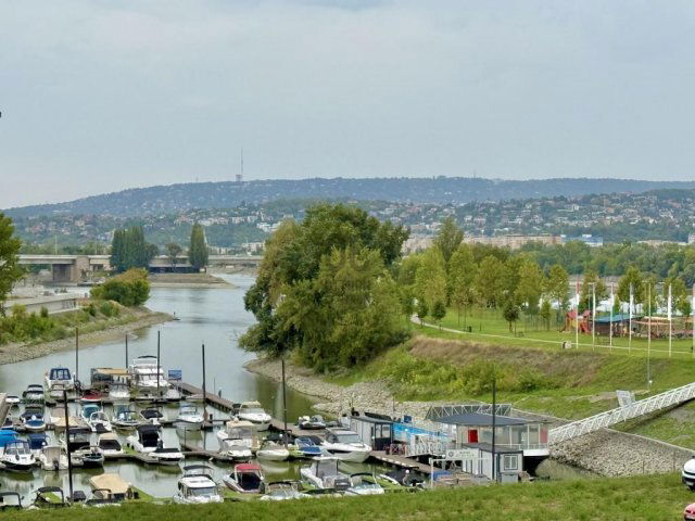 Eladó téglalakás, Budapesten, XIII. kerületben 138 M Ft
