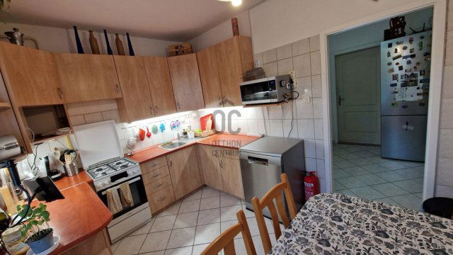 Eladó panellakás, Budapesten, III. kerületben 83.99 M Ft