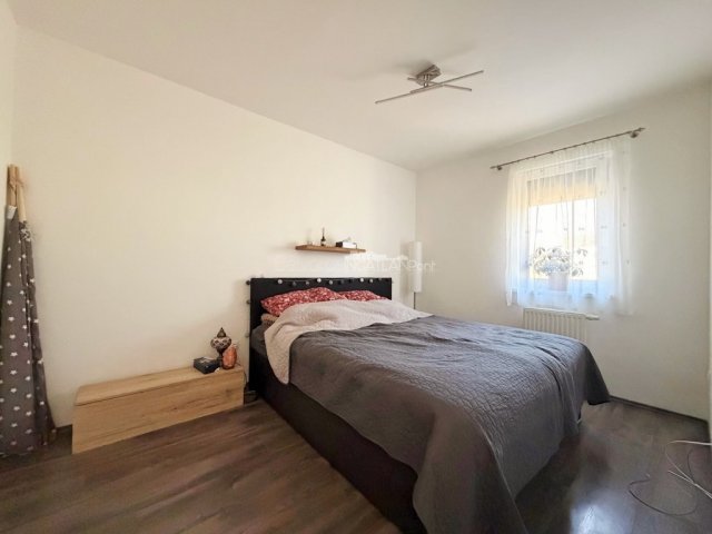 Eladó téglalakás, Szombathelyen 64.99 M Ft, 3 szobás