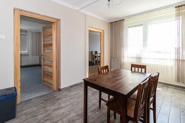 Eladó panellakás, Debrecenben 68 M Ft, 3 szobás