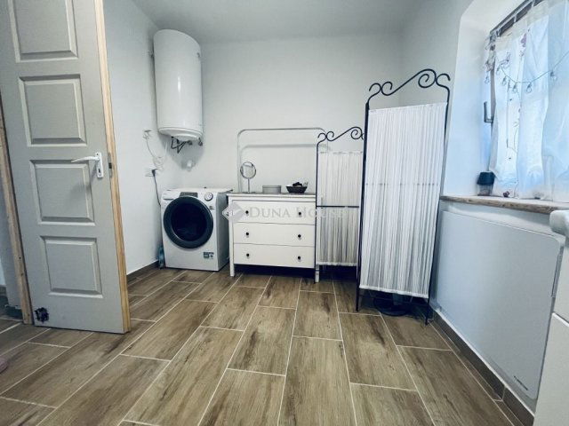 Eladó családi ház, Szőcén 44.9 M Ft, 2 szobás