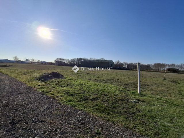 Eladó telek, Szolnokon, Thököly úton 51 M Ft