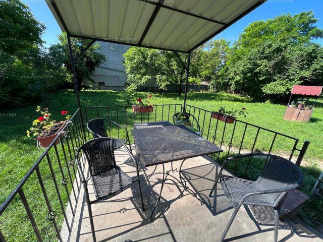 Eladó családi ház, Érsekcsanádon 31 M Ft, 4 szobás