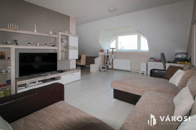 Eladó téglalakás, Békéscsabán 51.9 M Ft, 3+1 szobás