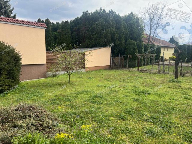 Eladó családi ház, Kecskeméten 79 M Ft, 4 szobás