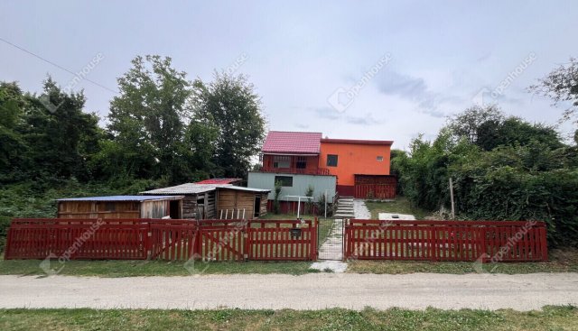 Eladó családi ház, Kaposváron 14.9 M Ft, 1 szobás
