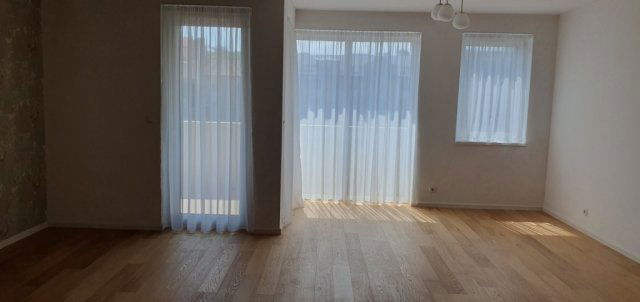 Kiadó téglalakás, albérlet, Budapesten, I. kerületben, 4 szobás
