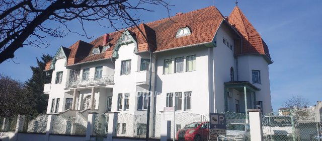 Eladó iroda, Baján 37.9 M Ft / költözzbe.hu