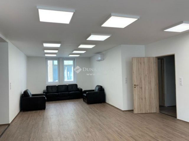 Kiadó iroda, Komlón 275 E Ft / hó / költözzbe.hu