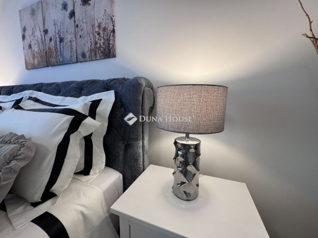 Kiadó téglalakás, albérlet, Debrecenben 295 E Ft / hó, 1 szobás