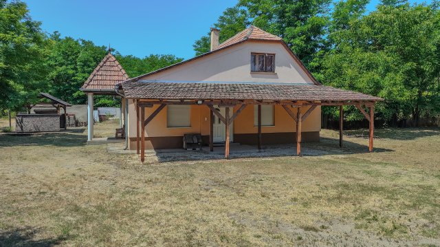 Eladó mezogazdasagi ingatlan, Baján 25.9 M Ft