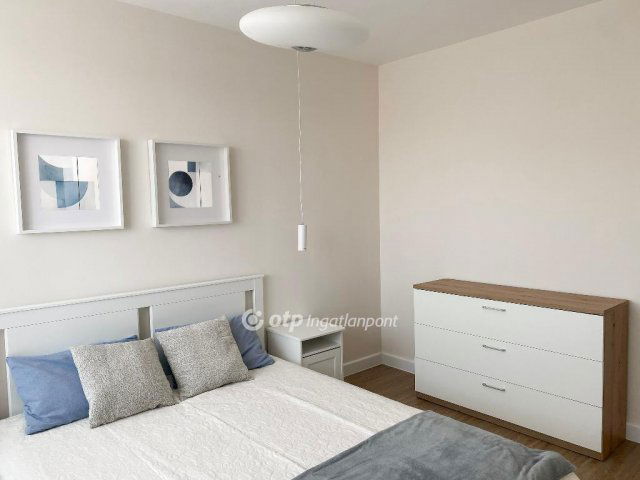 Eladó téglalakás, Debrecenben 63.5 M Ft, 2 szobás