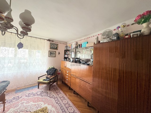Eladó családi ház, Cegléden 27.99 M Ft, 2 szobás