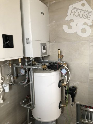 Eladó családi ház, Kecskeméten 85 M Ft, 4 szobás