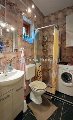 Eladó ikerház, Kecskeméten 76.9 M Ft, 6 szobás