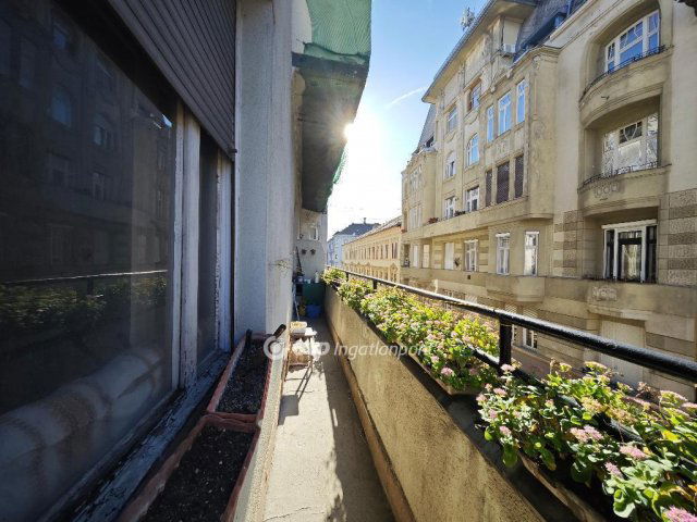 Eladó téglalakás, Budapesten, IX. kerületben 89.9 M Ft, 2 szobás