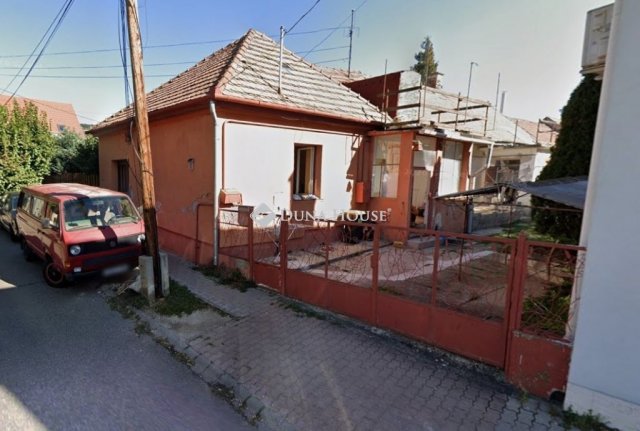 Eladó családi ház, Budaörsön 57.8 M Ft, 2 szobás