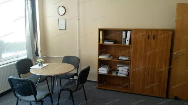 Kiadó iroda, Kecskeméten 150 E Ft / hó, 1 szobás