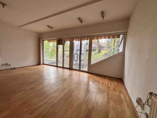 Eladó ipari ingatlan, Budapesten, II. kerületben 645.15 M Ft