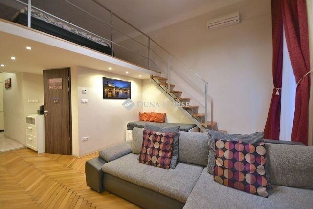 Eladó téglalakás, Budapesten, VII. kerületben 78.38 M Ft