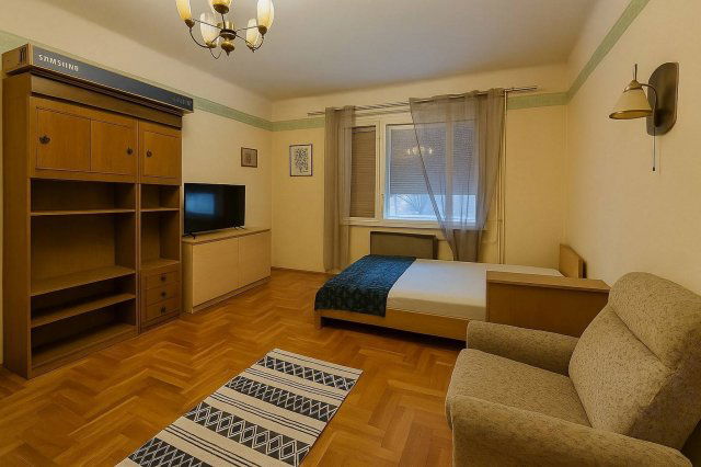 Eladó téglalakás, Budapesten, IX. kerületben, Hurok utcában